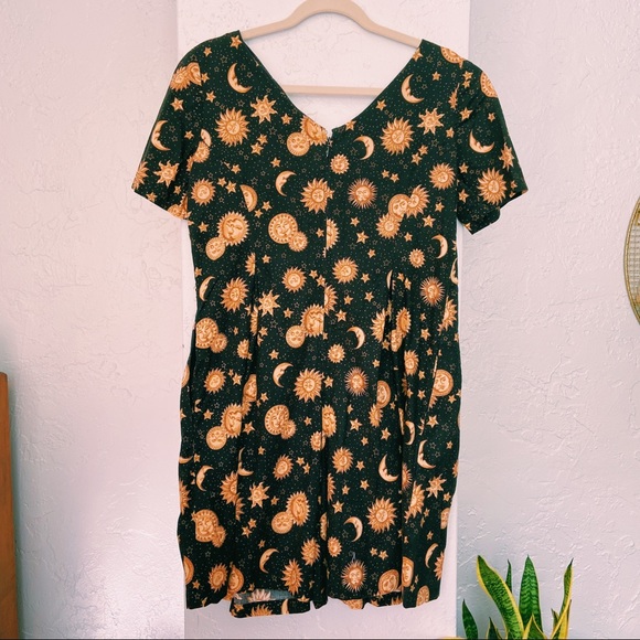 SOLD - VINTAGE Sun & Stars Romper - Picture 3 of 4